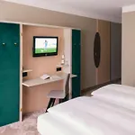 Vienna House Easy By Wyndham 4*