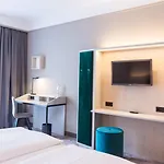 Vienna House Easy By Wyndham ホテル 4*