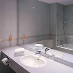 Hotel Vienna House Easy By Wyndham 4*
