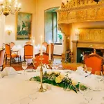 Vienna House Easy By Wyndham 4*