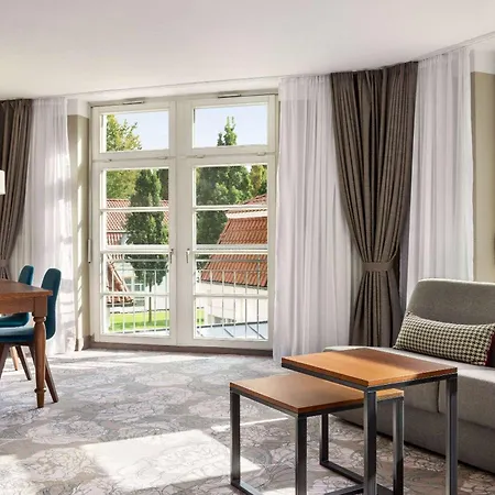 酒店 Vienna House Easy By Wyndham 4*