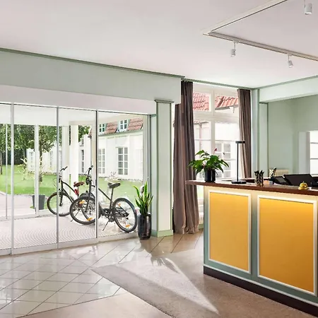 Vienna House Easy By Wyndham 4*