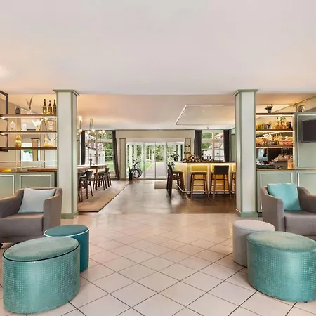 Vienna House Easy By Wyndham קסטרופ-ראוקסל