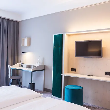 Vienna House Easy By Wyndham Hotel 4*