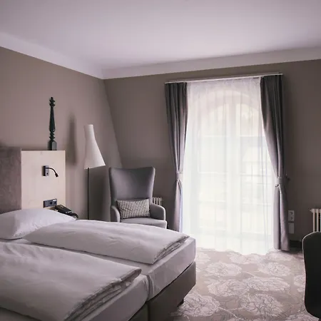 Vienna House Easy By Wyndham מלון קסטרופ-ראוקסל