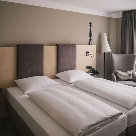 Vienna House Easy By Wyndham 酒店 4*