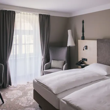 Vienna House Easy By Wyndham 4* קסטרופ-ראוקסל