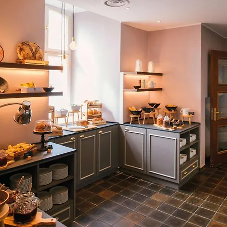 Vienna House Easy By Wyndham מלון קסטרופ-ראוקסל