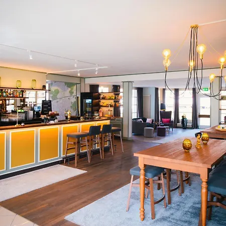 Vienna House Easy By Wyndham 4*