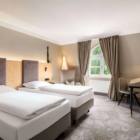 Vienna House Easy By Wyndham 酒店 4*