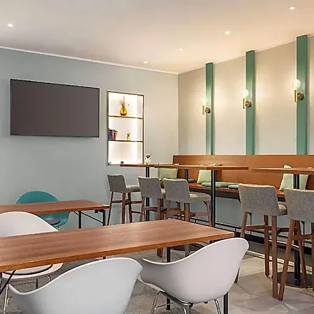 Vienna House Easy By Wyndham 4*