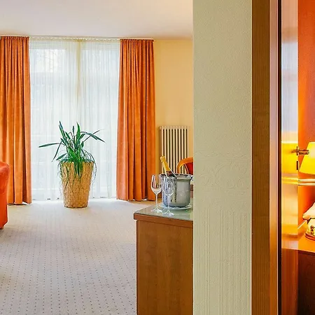 Vienna House Easy By Wyndham 4*