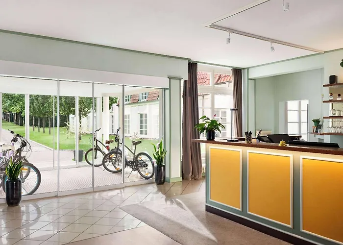 Vienna House Easy By Wyndham 4*