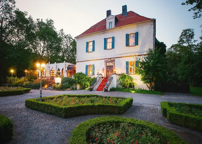 Vienna House Easy By Wyndham Hotel 4*