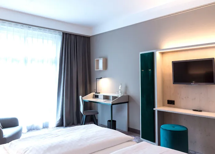 Vienna House Easy By Wyndham 4*