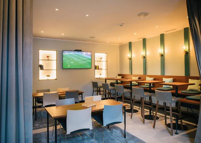 Vienna House Easy By Wyndham 4*