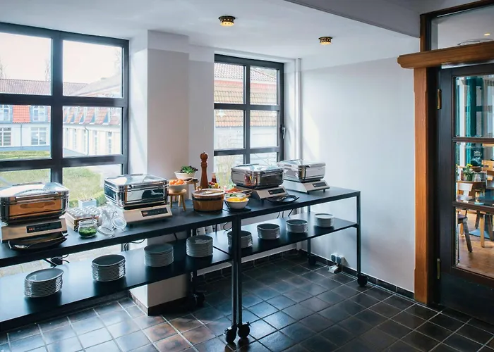 Vienna House Easy By Wyndham Hotel 4*