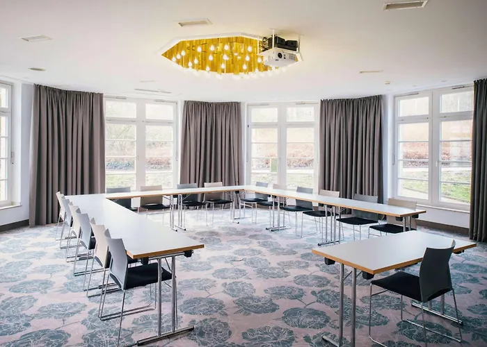 Hotel Vienna House Easy By Wyndham 4*